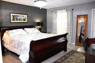 432 NW 70th Ave, Plantation, FL 33317 - Photo 7