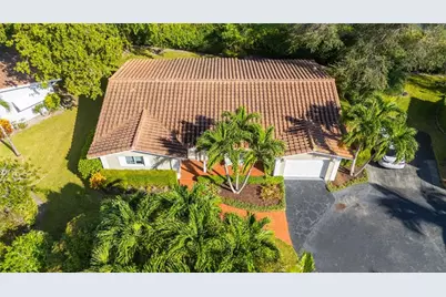 7237 E Tropical Way, Plantation, FL 33317 - Photo 59