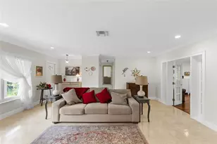 7237 E Tropical Way, Plantation, FL 33317 - Photo 17