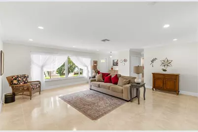 7237 E Tropical Way, Plantation, FL 33317 - Photo 13