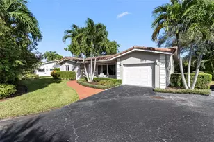 7237 E Tropical Way, Plantation, FL 33317 - Photo 3