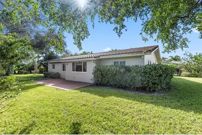 7237 E Tropical Way, Plantation, FL 33317 - Photo 47