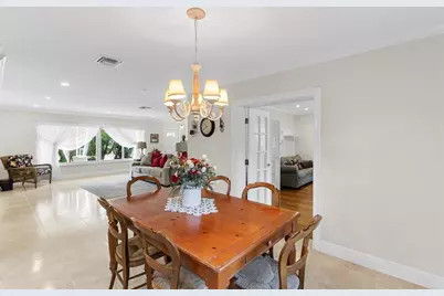 7237 E Tropical Way, Plantation, FL 33317 - Photo 9