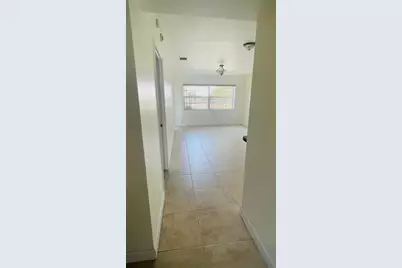 5111 W Oakland Park Blvd, Unit #306, Lauderdale Lakes, FL 33313 - Photo 9