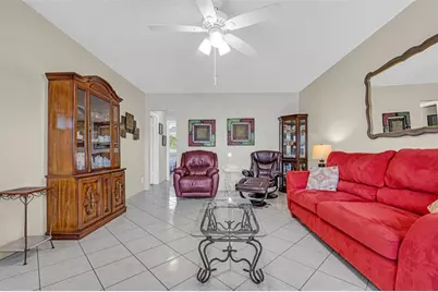 1000 SW 11th Ave, Unit #2E, Hallandale Beach, FL 33009 - Photo 7