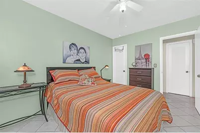 1000 SW 11th Ave, Unit #2E, Hallandale Beach, FL 33009 - Photo 19