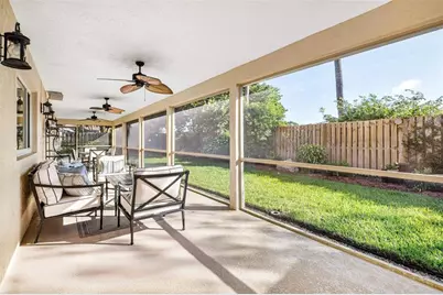 2855  Hampton Circle E, Delray Beach, FL 33445 - Photo 21