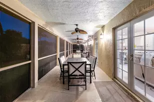 2855 Hampton Cir E, Delray Beach, FL 33445 - Photo 29