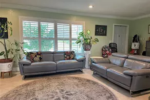 9208 NW 80 St, Tamarac, FL 33321 - Photo 11