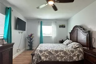 9208 NW 80 St, Tamarac, FL 33321 - Photo 17