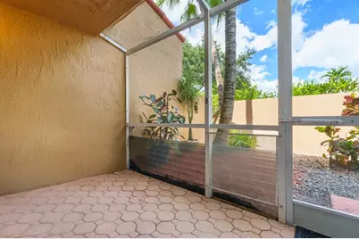 7907 NW 7th Ct, Plantation, FL 33324 - Photo 11