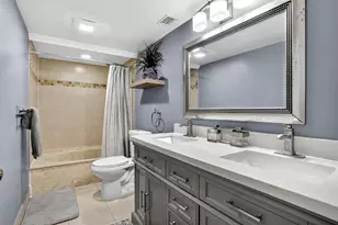 2202 S Cypress Bend Dr, Pompano Beach, FL 33069 - Photo 17