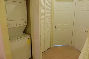 8915 W 35th Ave, Hialeah, FL 33018 - Photo 29