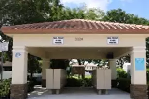 8915 W 35th Ave, Hialeah, FL 33018 - Photo 35