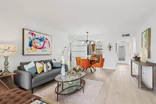 10442 Sunrise Lakes Blvd, Sunrise, FL 33322 - Photo 5