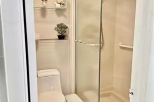 9201 Lime Bay Blvd, Tamarac, FL 33321 - Photo 13