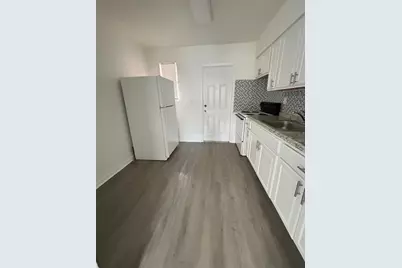 6762 NW 6th Ct, Miami, FL 33150 - Photo 5