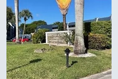 7837  Golf Circle Dr, Margate, FL 33063 - Photo 7