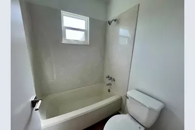 965  Highland Dr SW, Vero Beach, FL 32962 - Photo 15