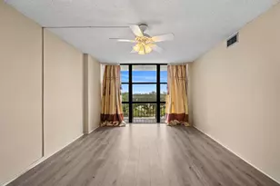800 Parkview Dr, Hallandale Beach, FL 33009 - Photo 17
