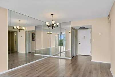 800  Parkview Dr, Unit #625, Hallandale Beach, FL 33009 - Photo 7