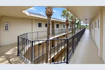 5370  Las Verdes Cr, Unit #319, Delray Beach, FL 33484 - Photo 29