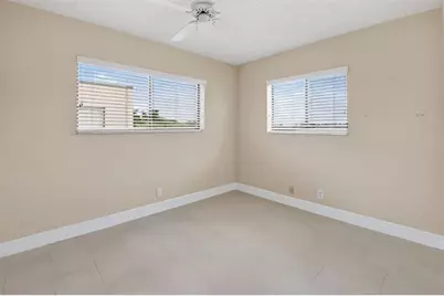 5370  Las Verdes Cr, Unit #319, Delray Beach, FL 33484 - Photo 25