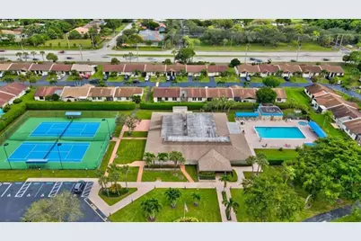 5370  Las Verdes Cr, Unit #319, Delray Beach, FL 33484 - Photo 31