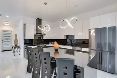 2962 NW 10th Ct, Fort Lauderdale, FL 33311 - Photo 5