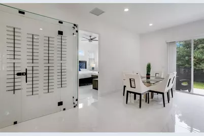 2962 NW 10th Ct, Fort Lauderdale, FL 33311 - Photo 13