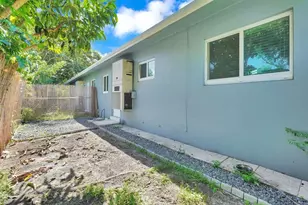 1658 NE 34th St, Oakland Park, FL 33334 - Photo 41