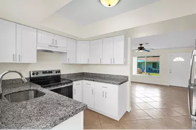 1658 NE 34th Street, Unit #A, Oakland Park, FL 33334 - Photo 9