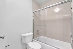 146 NW 98th Terrace, Plantation, FL 33324 - Photo 9