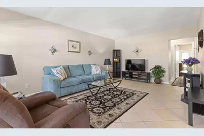 2160 NE 56th Ct, Unit #102, Fort Lauderdale, FL 33308 - Photo 5
