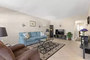 2160 NE 56th Ct, Fort Lauderdale, FL 33308 - Photo 5