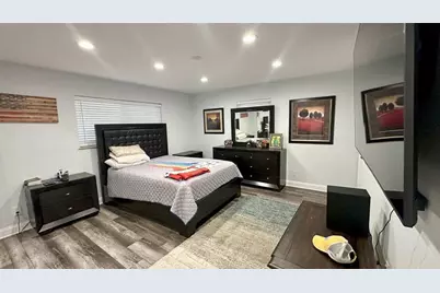 4751 NE 10, Oakland Park, FL 33334 - Photo 13