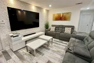 4751 NE 10, Oakland Park, FL 33334 - Photo 3