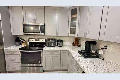 4751 NE 10, Oakland Park, FL 33334 - Photo 11