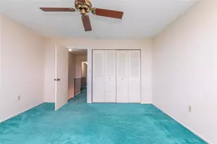 4281 W 10th Ct, Hialeah, FL 33012 - Photo 11