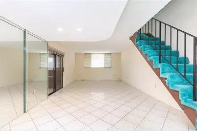 4281 W 10th Ct, Hialeah, FL 33012 - Photo 5