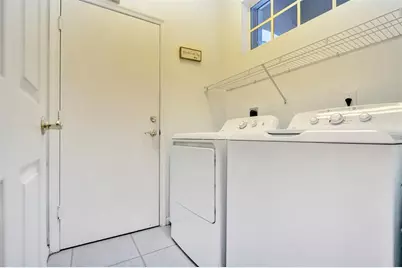 7992  Rockford Rd, Boynton Beach, FL 33472 - Photo 37