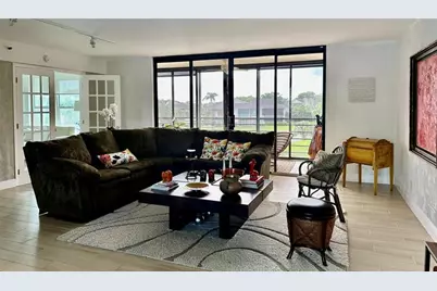 7582 NE Regency Lake Dr, Unit #301, Boca Raton, FL 33433 - Photo 3