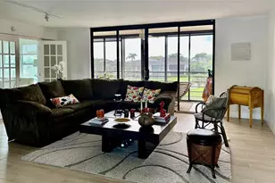 7582 NE Regency Lake Dr Unit, Boca Raton, FL 33433 - Photo 3