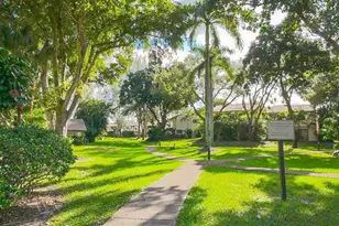 5614 Hammock Ln, Lauderhill, FL 33319 - Photo 31