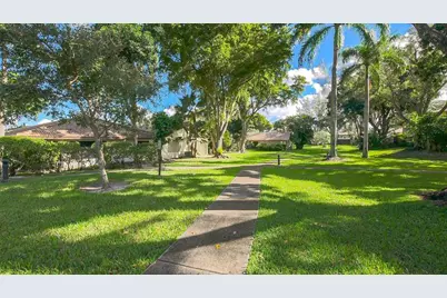 5614 Hammock Lane #113, Lauderhill, FL 33319 - Photo 29