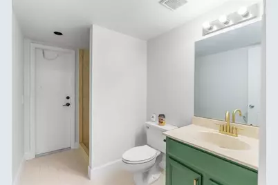 5651  Golden Eagle Cir, Unit #5651, Palm Beach Gardens, FL 33418 - Photo 13