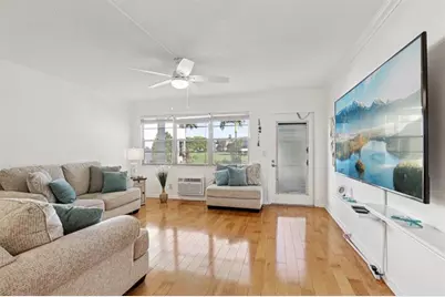 270  Newport R, Unit #270, Deerfield Beach, FL 33442 - Photo 5