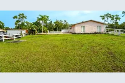 5406  Godfrey Road, Parkland, FL 33067 - Photo 17