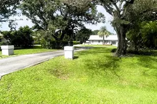 14183 Greentree Trail, Wellington, FL 33414 - Photo 5