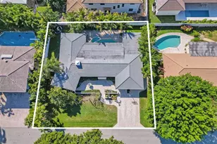 2740 NE 29th St, Fort Lauderdale, FL 33306 - Photo 3